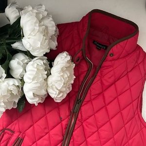 Red Zip up Vest Medium with Pockets